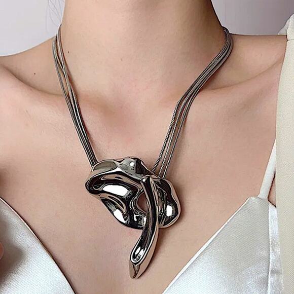 Silver Geometric Handmade Creative Design Necklace Party Event - Picture 1 of 13